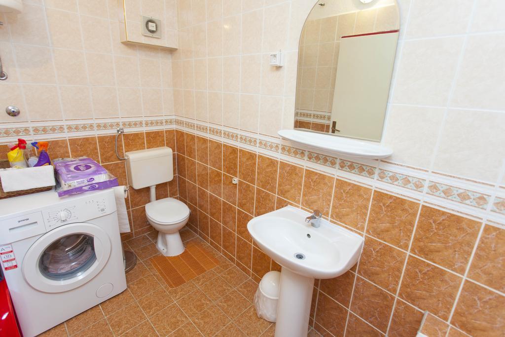 Carolija Apartment Makarska Chambre photo